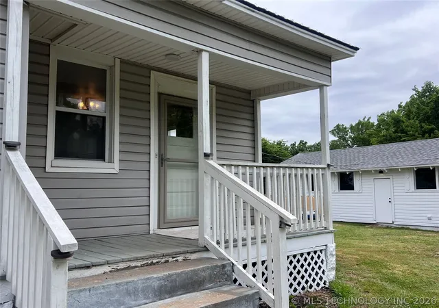 Homes for sale in Krebs, OK | 70 E Washington Ave, Krebs, OK 74554 | MLS# 2616843