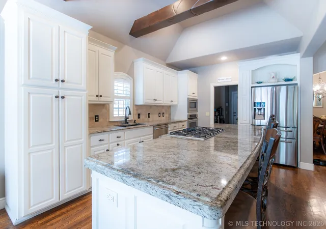 Homes for sale in Broken Arrow, OK | 3813 W Broadway St, Broken Arrow, OK 74012 | MLS# 2616680