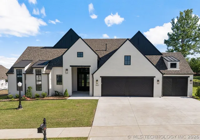 1st image of 1507 Cedarwood Dr, Claremore, OK 74017 | MLS# 2616900