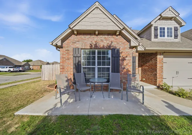 Homes for sale in Glenpool, OK | 13633 S Kenosha Ave, Glenpool, OK 74033 | MLS# 2616803