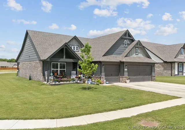 Homes for sale in Owasso, OK | 15901 E 74th St N, Owasso, OK 74055 | MLS# 2616665