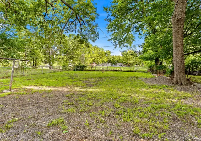5th image of 319 W 14th, Ada, OK 74820 | MLS# 2616925