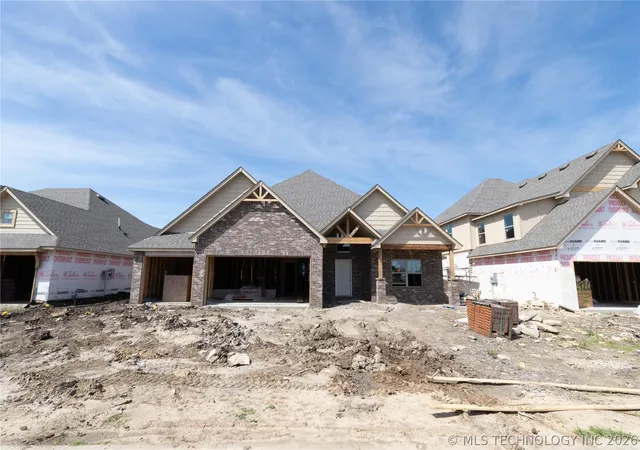 1st image of 2916 E Northampton St, Broken Arrow, OK 74014 | MLS# 2617035