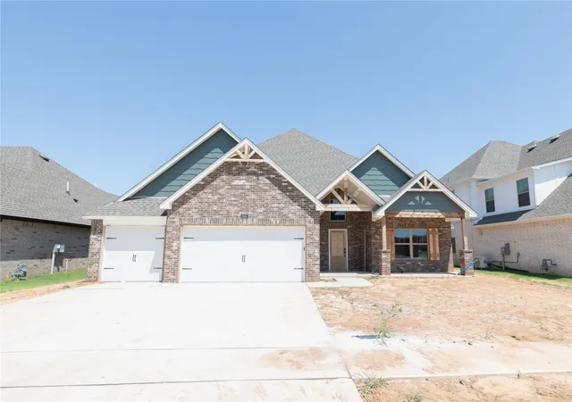 Photo 1 of Single family home for sale at 2916 E Northampton St, Broken Arrow, OK 74014 | MLS# 2617035 | Listing updated on 2026-08-25