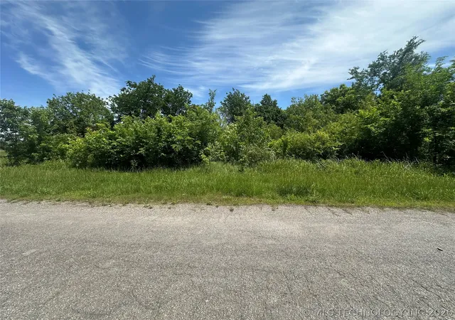 Photo 1 of Land for sale at 607 S Jackson Ave, Wagoner, OK 74467 | MLS# 2617048 | Listing updated on 2026-07-08