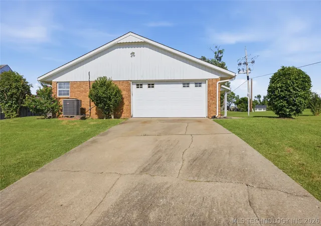 Photo 3 of Sale Pending at 7707 E 57th Street, Tulsa, OK 74145 | MLS# 2617058 | Listing updated on 2026-09-21