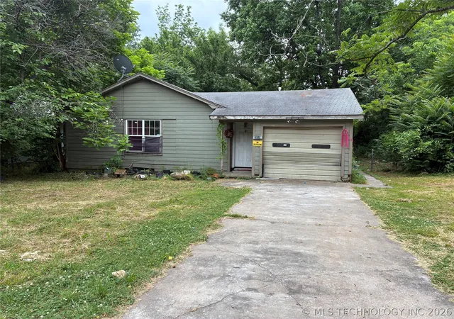 Homes for sale in Muskogee, OK | 2019 Garland St, Muskogee, OK 74401 | MLS# 2617042