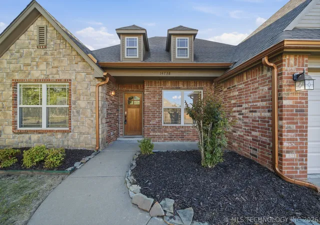 Homes for sale in Glenpool, OK | 14738 Courtney Dr, Glenpool, OK 74033 | MLS# 2616337