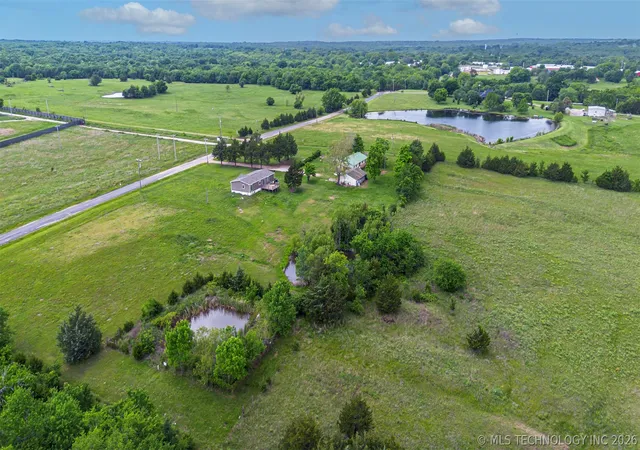 Homes for sale in Sasakwa, OK | 36477 E 1425, Sasakwa, OK 74867 | MLS# 2617083