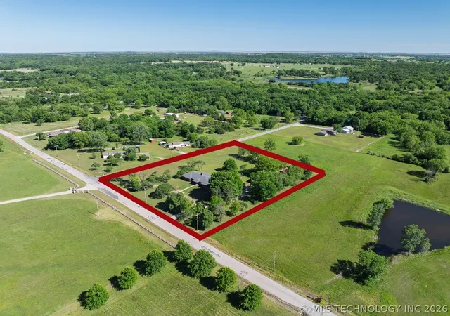 Homes for sale in Copan, OK | 398621 W 900 Rd, Copan, OK 74022 | MLS# 2617095
