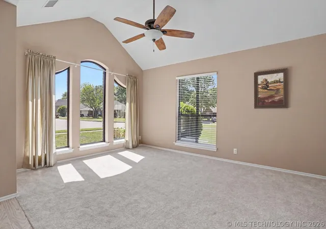 Photo 3 of Sale Pending at 208 S Poplar Ave, Broken Arrow, OK 74012 | MLS# 2617097 | Listing updated on 2026-08-20