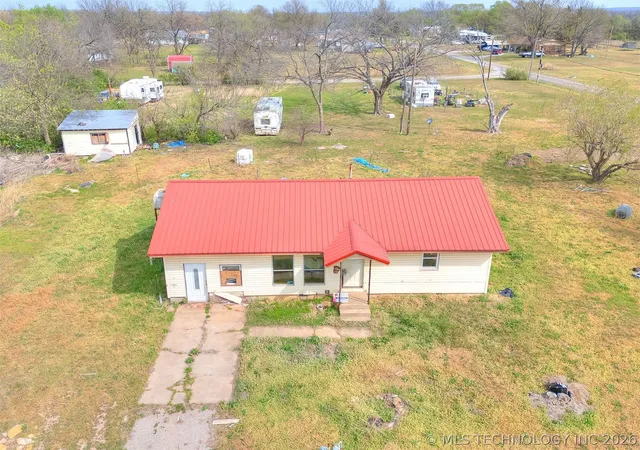 Homes for sale in Jennings, OK | 265 E Armstrong St, Jennings, OK 74038 | MLS# 2617109