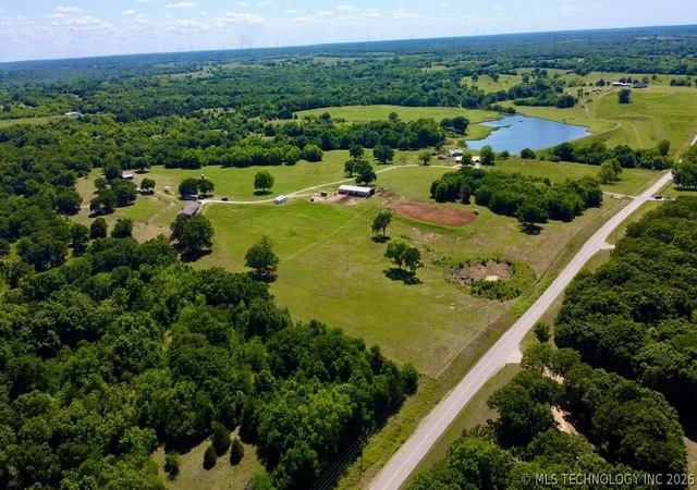Photo 3 of Single family home for sale at 17150 County Rd 3490, Ada, OK 74820 | MLS# 2617106 | Listing updated on 2026-09-17