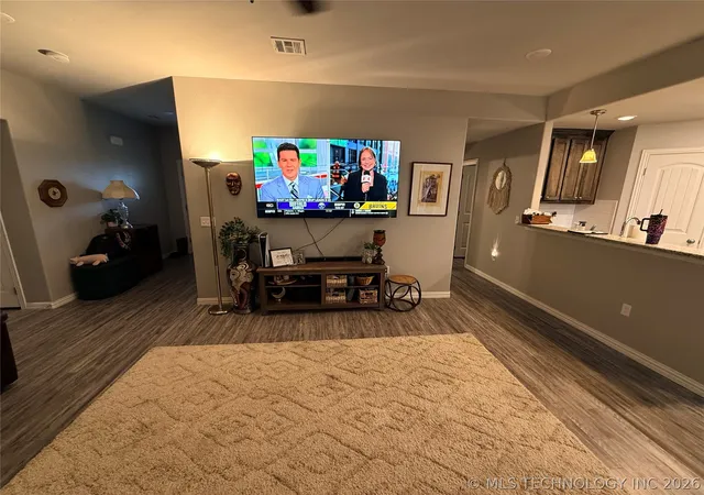 Photo 4 of Single family home for sale at 114 Lake Meadow Loop Dr, Durant, OK 74701 | MLS# 2616055 | Listing updated on 2026-07-29