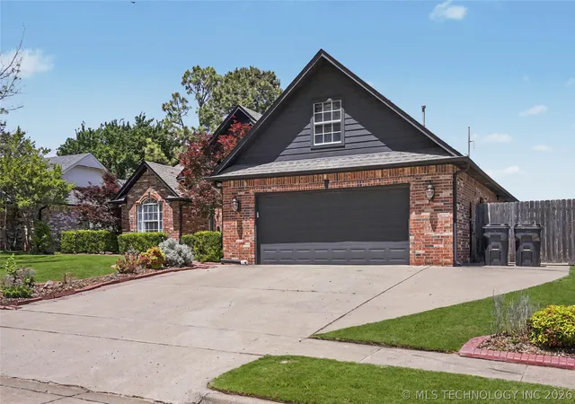 Photo 4 of Single family home for sale at 9503 E 112th Place S, Bixby, OK 74008 | MLS# 2617115 | Listing updated on 2026-07-24