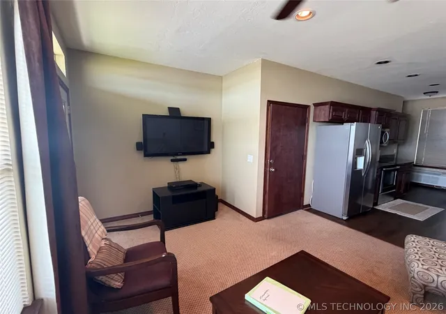 4th image of 336 Lakeshore, Eufaula, OK 74432