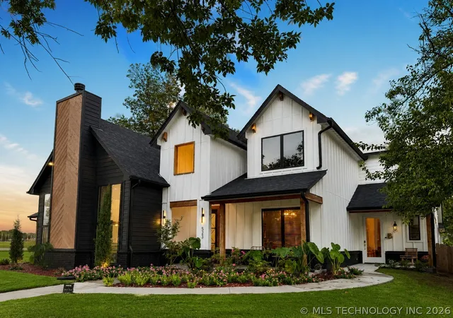 Photo 1 of Sale Pending at 523 E College St, Broken Arrow, OK 74012 | MLS# 2617024 | Listing updated on 2026-08-25