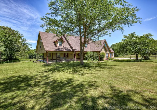 Photo 3 of Single family home for sale at 32851 Long Bay Rd, Wagoner, OK 74467 | MLS# 2617133 | Listing updated on 2026-09-17