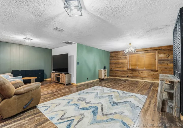 4th image of 2008 Ne 3Rd Ave, Ardmore, OK 73401 | MLS# 2617168