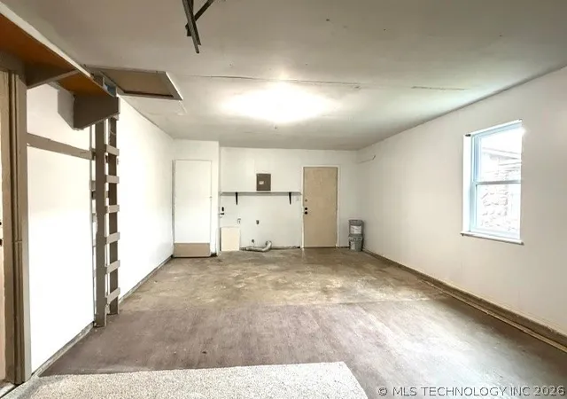 Homes for sale in Wagoner, OK | 611 N Washington Ave, Wagoner, OK 74467 | MLS# 2617138
