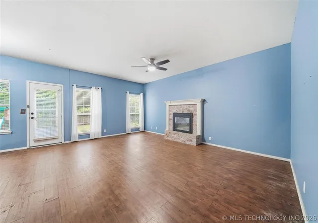 Photo 2 of Single family home for sale at 7926 S 78th Eastavenue, Tulsa, OK 74133 | MLS# 2617213 | Listing updated on 2026-08-24