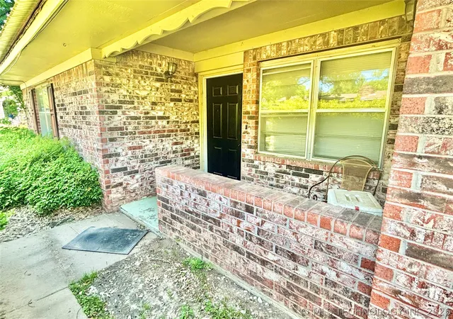 Homes for sale in Stigler, OK | 904 N Broadway St, Stigler, OK 74462 | MLS# 2617266