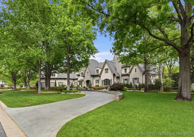 Photo 4 of Single family home for sale at 10427 S Oxford Ave, Tulsa, OK 74137 | MLS# 2617037 | Listing updated on 2026-08-28