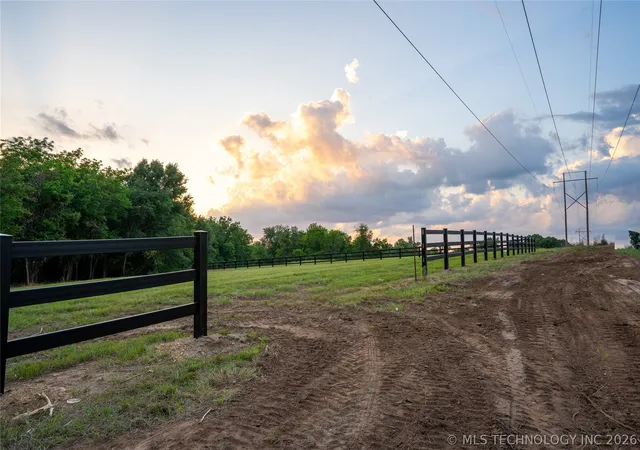 Photo 1 of Land for sale at 001 S Elwood Ave, Glenpool, OK 74033 | MLS# 2617126 | Listing updated on 2026-08-20