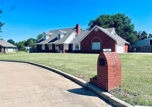 Photo 2 of Single family home for sale at 320 Heritage, Fort Gibson, OK 74434 | MLS# 2617331 | Listing updated on 2026-08-20