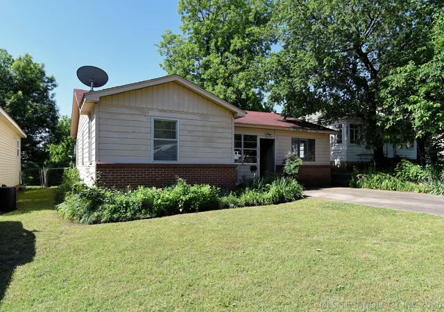 3rd image of 3528 E 4Th St S, Tulsa, OK 74112 | MLS# 2612727