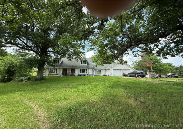 Homes for sale in Claremore, OK | 11876 E 405 Rd, Claremore, OK 74017 | MLS# 2615891