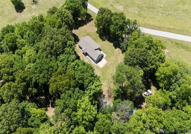 Homes for sale in Jay, OK | 18460 County Road 421, Jay, OK 74346 | MLS# 2617408