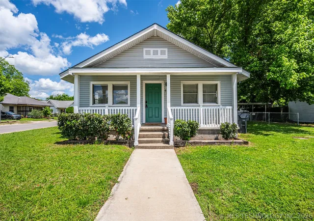 1st image of 422 Nw A St, Ardmore, OK 73401 | MLS# 2615164