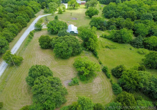 1st image of 7 Pinewood Trails Dr, Ardmore, OK 73401 | MLS# 2617427