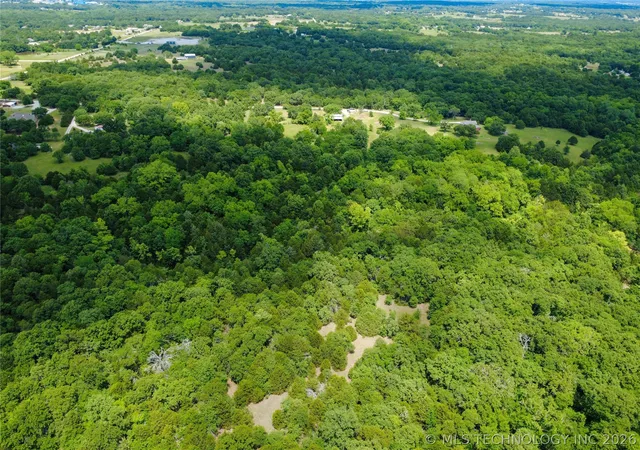 Photo 3 of Land for sale at 7 Pinewood Trails Dr, Ardmore, OK 73401 | MLS# 2617427 | Listing updated on 2026-08-26