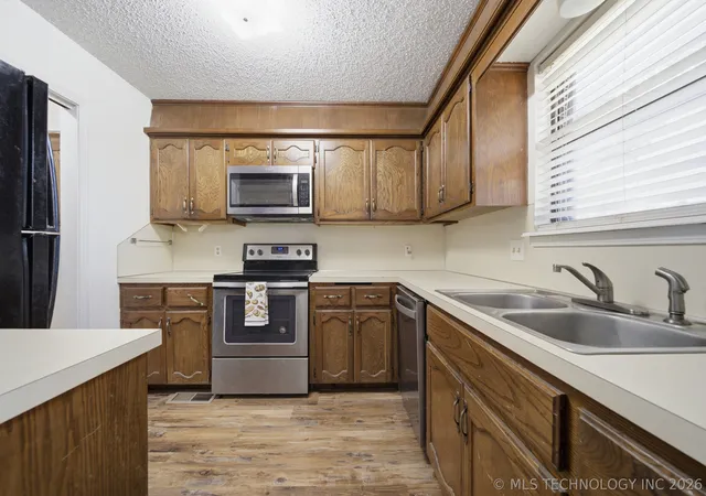 Homes for sale in Jenks, OK | 2959 W 112Th Pl S, Jenks, OK 74037 | MLS# 2617028