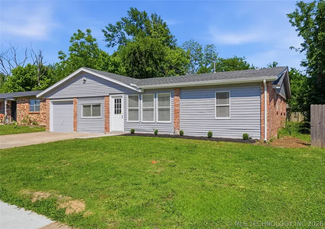 Photo 2 of Single family home for sale at 1605 S 125th Eastavenue, Tulsa, OK 74128 | MLS# 2617473 | Listing updated on 2026-08-20