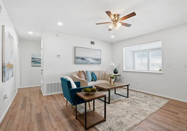 Photo 4 of Single family home for sale at 1605 S 125th Eastavenue, Tulsa, OK 74128 | MLS# 2617473 | Listing updated on 2026-08-20