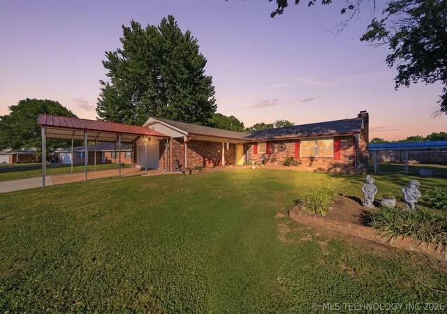 Homes for sale in Dewey, OK | 426 Steadway Ave, Dewey, OK 74029 | MLS# 2617392