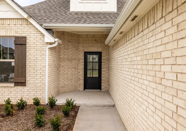 Photo 2 of Single family home for sale at 2909 E Northampton St, Broken Arrow, OK 74014 | MLS# 2617139 | Listing updated on 2026-10-07