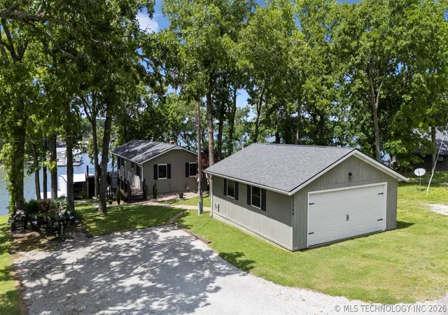 Homes for sale in Grove, OK | 48 S 616 Loop, Grove, OK 74344 | MLS# 2617506