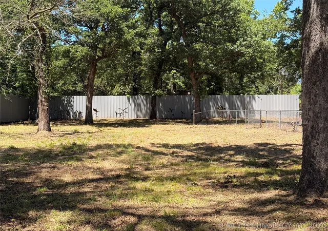 Homes for sale in Cartwright, OK | 83 Persimmon St, Cartwright, OK 74731 | MLS# 2616896