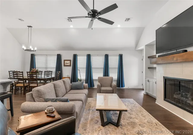 Photo 2 of Single family home for sale at 27713 E 107th Street, Coweta, OK 74429 | MLS# 2616882 | Listing updated on 2026-08-26