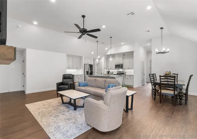 Photo 4 of Single family home for sale at 27713 E 107th Street, Coweta, OK 74429 | MLS# 2616882 | Listing updated on 2026-08-26
