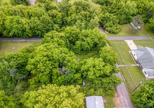 Photo 3 of Land for sale at 2302 Elizabeth Ave E, Muskogee, OK 74401 | MLS# 2617539 | Listing updated on 2026-06-27