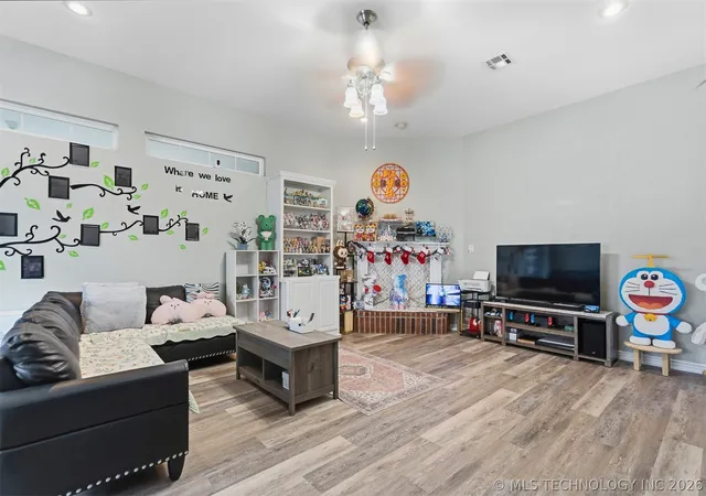 5th image of 2009 5Th Ave Nw, Ardmore, OK 73401 | MLS# 2617140