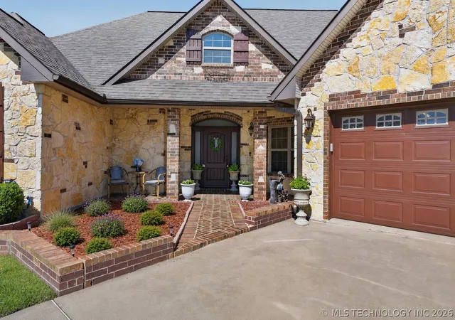 Homes for sale in Atoka, OK | 1379 S Willow Bend, Atoka, OK 74525 | MLS# 2617010