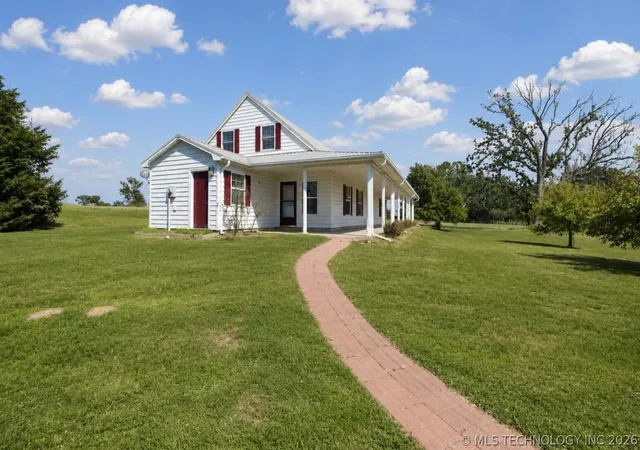 Homes for sale in Prague, OK | 9122 Ns 3540 Rd, Prague, OK 74864 | MLS# 2617616