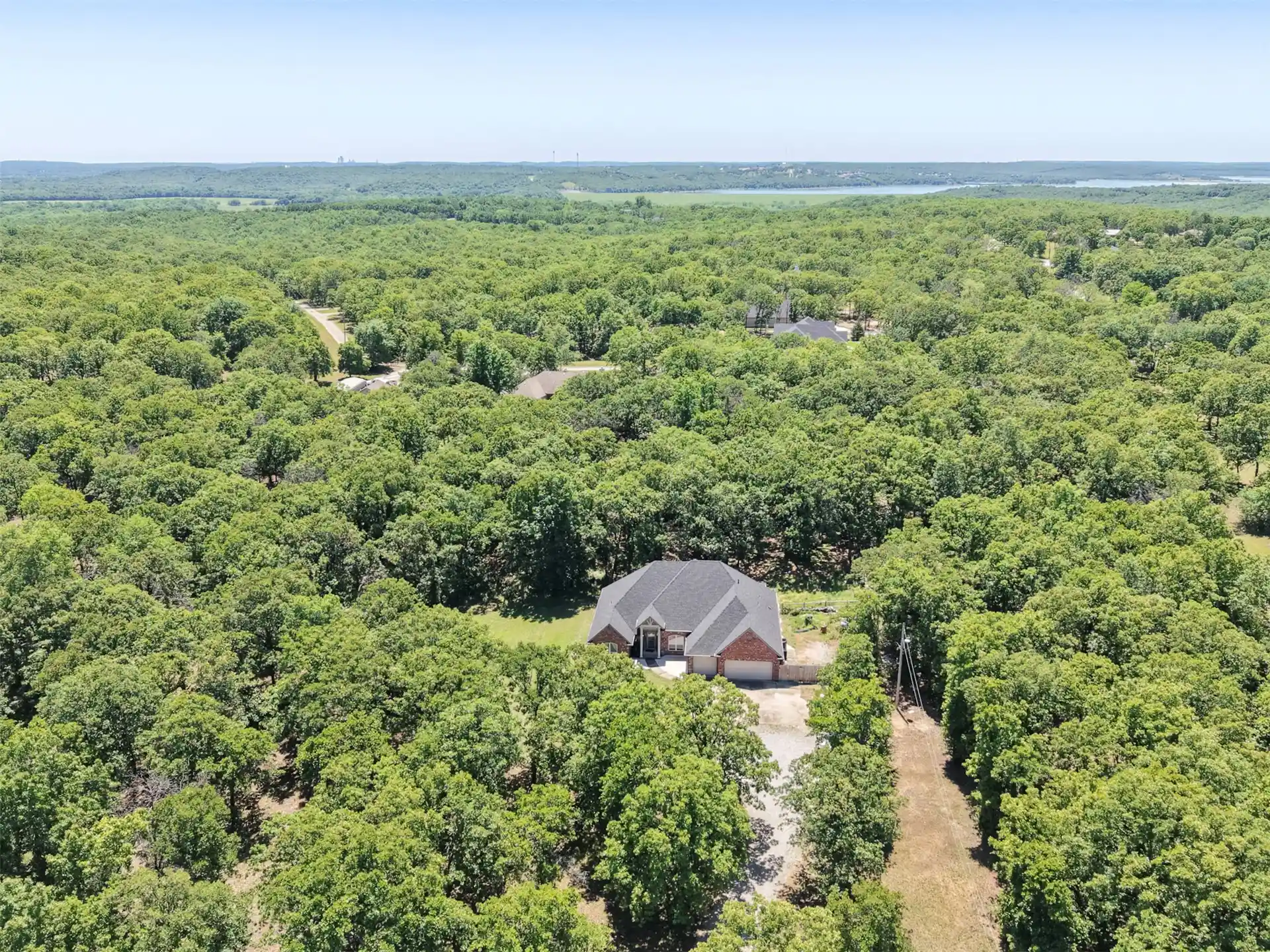 Photo 1 of Single family home for sale at 9074 W 157th Street, Skiatook, OK 74070 | MLS# 2617625 | Listing updated on 2026-10-26