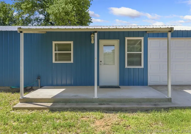 Homes for sale in Pauls Valley, OK | 33776 E County Road 1620, Pauls Valley, OK 73075 | MLS# 2617633